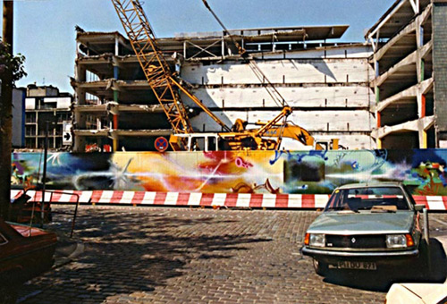 Projekt deutsche Hypothekenbank Hamburg/City Juni 1989. Ein 120m Bauzaungestaltung für die deutsche Hypothekenbank, nahe bei Mönkebergstraße Hamburg. Projektausführung durch die mad artists cooperation, Sage und Siko Ortner und weiteren (nicht alle Fotos verfügbar). vollendetes Aerosolart.