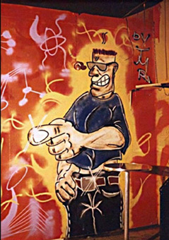 Szenekneipe Skunk 1988. Ein Graffitiauftrag für das Skunk im Karolinenviertel in Hamburg im Sommer 1988. Die Auftragsmalerei wurde durchgeführt von Wiliams/Siko Ortner und seinem Graffitischüler Mickey/Sage, TMR (The mad roosters). Fertiggestellter Mickey-charkter.