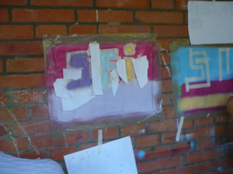 Graffitikurs für  Jugend Kulturprojekt Kunst im öffentlichen Raum mit Schülern der Schule Theodor-Billroth-Str. Bremen. Wandgestaltung mit Graffitiworkshop Stancelart Sprühtechniken vom August 2010 bis Mai 2011. Graffitiunterricht von Siko Ortner.