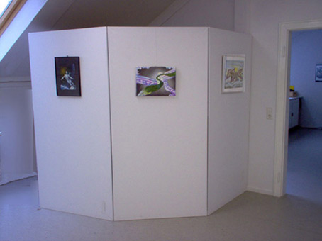 Ausstellung Stancelart von Siko Ortner vom 8. bis 22.Oktober 2008, in der Galerie Inkatt in Kattenturm, Bremen. Hier die Ansicht des fertiggestelten Ausstellungsaufbaus.