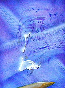 Pilzvergiftung, Stancelart / Schablonengraffiti, mittels Einsatz von vielen Mehrfachstanceln, Acrylfarbe auf Papier von Siko Ortner, Surealistische Darstellung, 21cm X 29cm, 2002. Detailansicht 4.