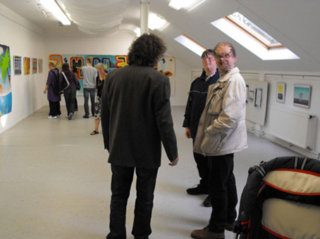 Vernissgae Schülerausstellung  in der Galerie Inkatt e. V. Bremen, 2009. Beteiligt an dieser Ausstellung waren Schüler folgender Schulen: Schulzentrum Delmestraße, Integrierte Stadtteilschule Obervieland, Schule Koblenzer Straße, Gesamtschule Ost (GSO) und der Schule Theodor-Billroth-Straße.