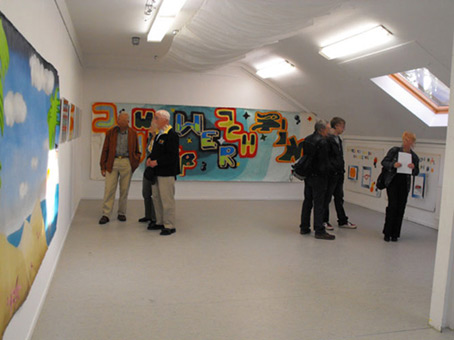 Vernissgae Schülerausstellung  in der Galerie Inkatt e. V. Bremen, 2009. Beteiligt an dieser Ausstellung waren Schüler folgender Schulen: Schulzentrum Delmestraße, Integrierte Stadtteilschule Obervieland, Schule Koblenzer Straße, Gesamtschule Ost (GSO) und der Schule Theodor-Billroth-Straße.